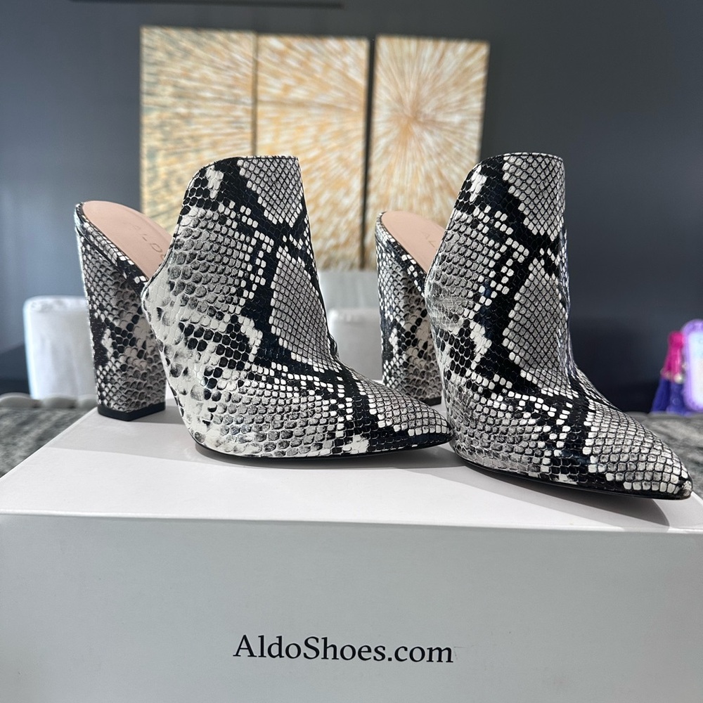 ALDO💫 Snakeskin High Heel